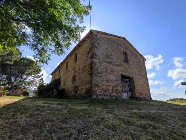 Casa in vendita a Lajatico