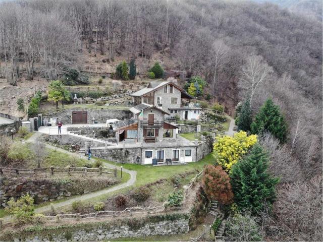 Casa in vendita a Pianello Del Lario, Lombardia