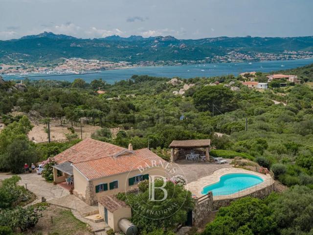 Casa in vendita a Alzachèna/Arzachena, Poltu Quatu