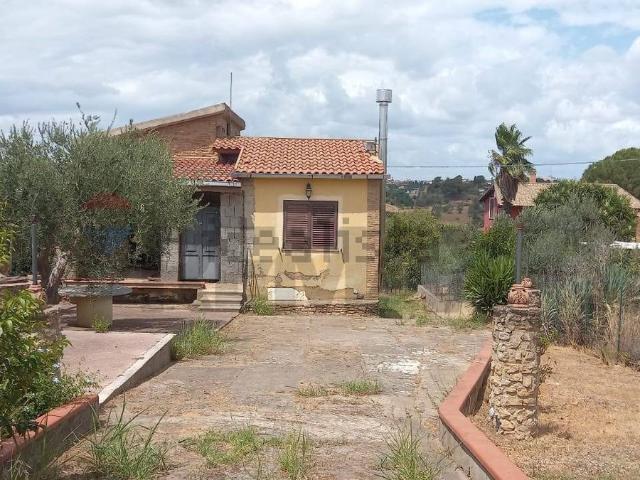Casa in vendita a Costabaira, Caltagirone