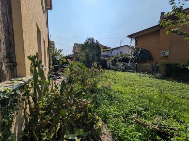 Casa in vendita a Albignasego, Padova