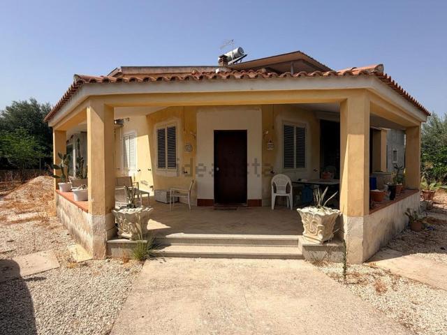Casa in vendita a Avola, Sicilia