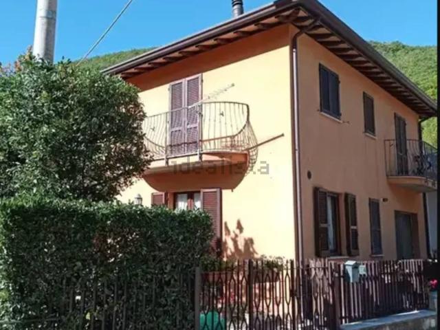 Casa in vendita a Bagnara, Nocera Umbra