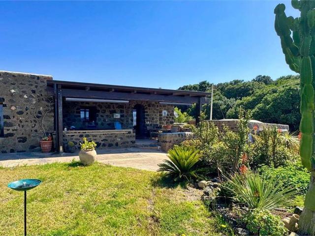 Casa in vendita a Sibà, Pantelleria Aeroporto