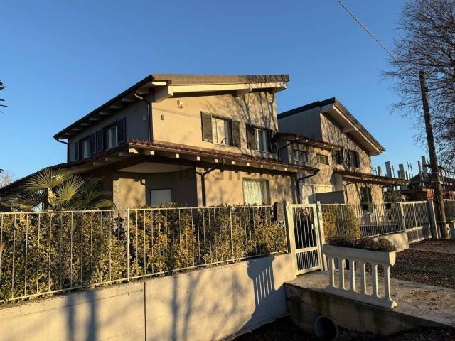 Casa in vendita a Piemonte, Alessandria