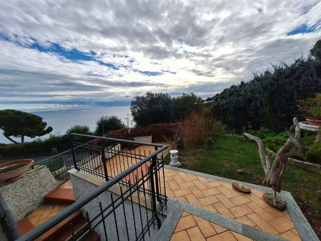 Casa in vendita a Andora, Liguria