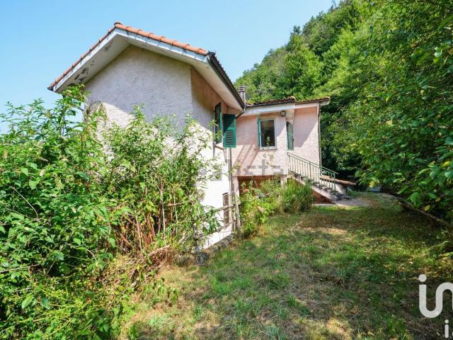 Casa in vendita a Dego, Liguria