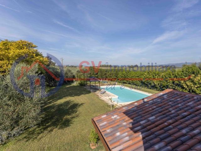Casa in vendita a Roccastrada, Grosseto