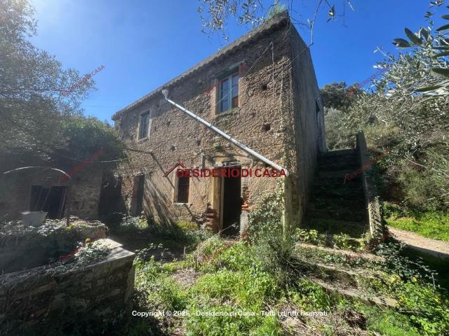 Casa in vendita a Piraino, Sicilia