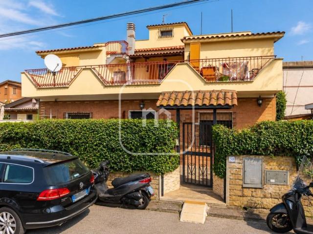 Casa in vendita a Giardini di Corcolle, Roma Capitale