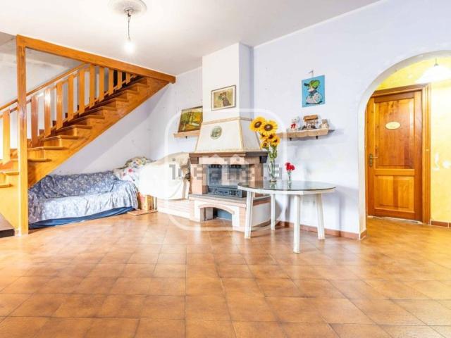 Casa in vendita a Giardini di Corcolle, Roma Capitale