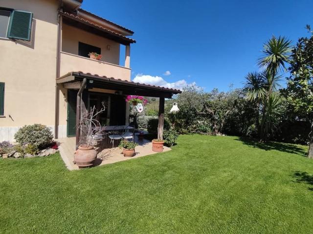 Casa in vendita a Montecagnoletto, Roma Capitale