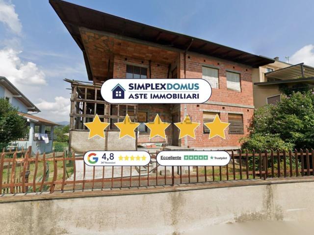 Casa in vendita a Serravalle Sesia, Vercelli