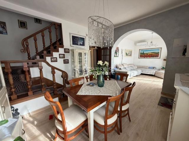 Casa in vendita a Arnaccio, Cascina