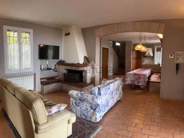 Casa in vendita a Unione di comuni Terre di Castelli, Zocca