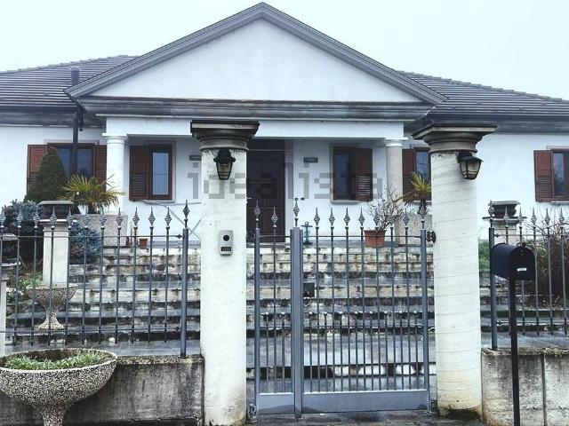 Casa in vendita a Piemonte, Alessandria