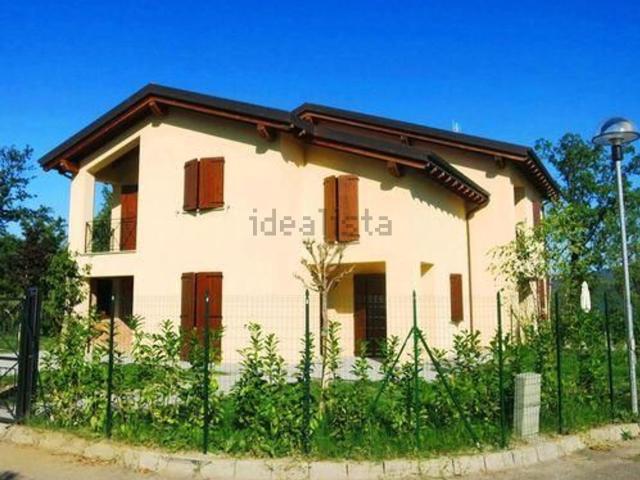 Casa in vendita a Unione dell'Appennino Bolognese, Gaggio Montano