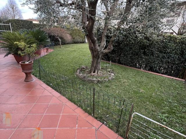 Casa in vendita a Capalle, Campi Bisenzio