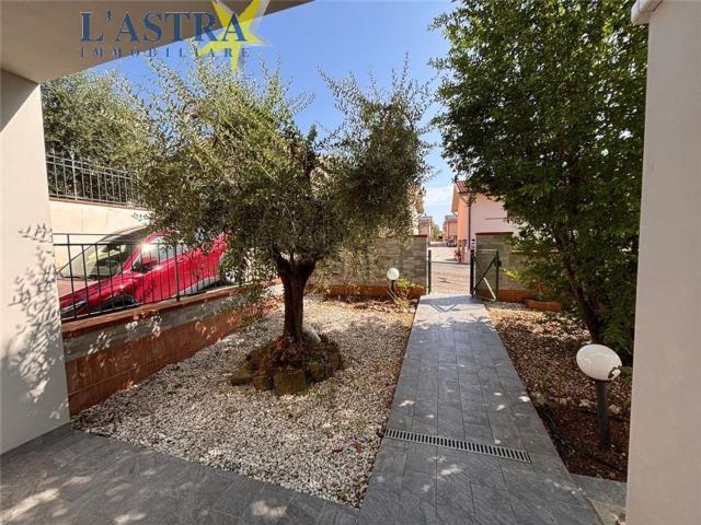Casa in vendita a Quattro Strade, Lastra A Signa
