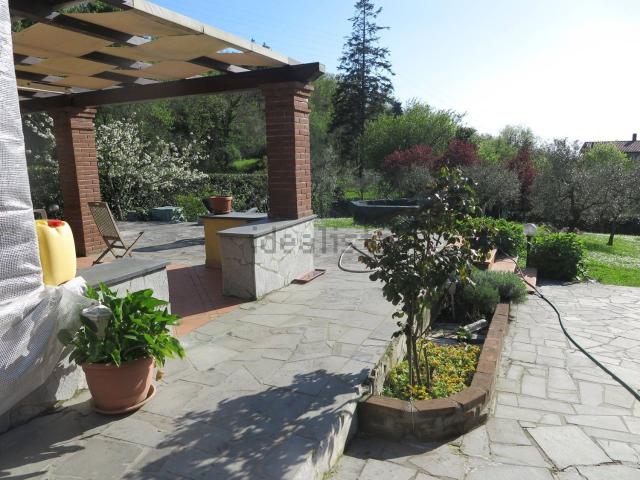 Casa in vendita a Bradia, Sarzana