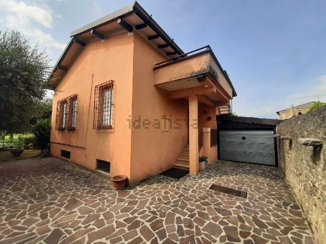 Casa in vendita a Portese, San Felice del Benaco