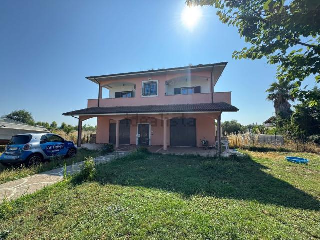 Casa in vendita a Aprilia, Lazio