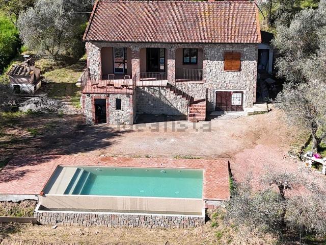 Casa in vendita a Chianni, Toscana