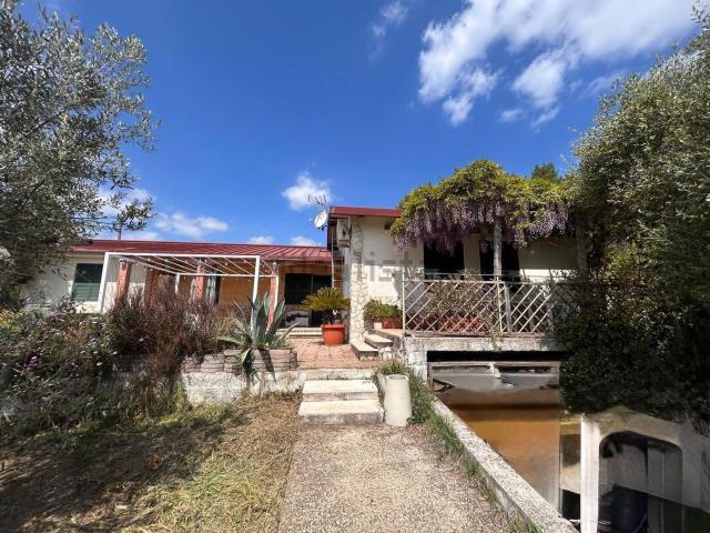 Casa in vendita a Guidonia Montecelio, Roma Capitale