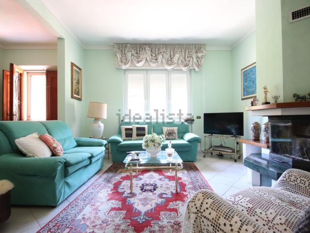 Casa in vendita a Capannori, Toscana
