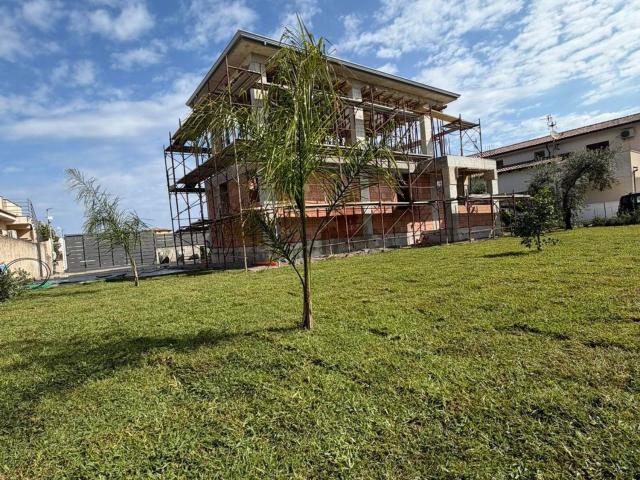 Casa in vendita a Carini, Sicilia