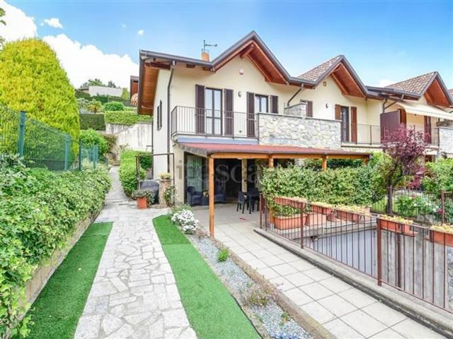 Casa in vendita a Longone Al Segrino, Lombardia