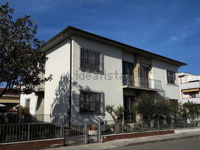 Casa in vendita a Casciavola, Cascina