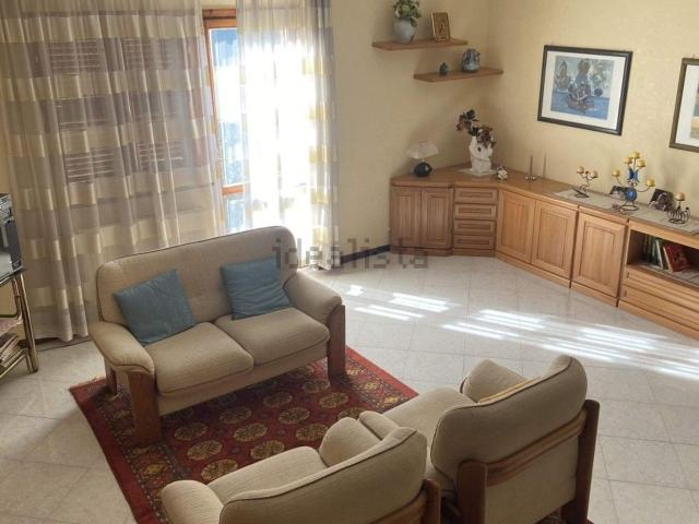 Casa in vendita a Sutri, Lazio