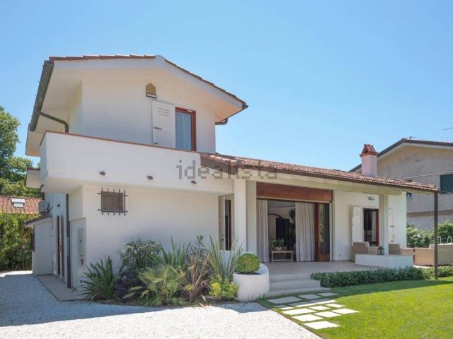 Casa in vendita a Tonfano, Toscana