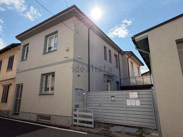 Casa in vendita a Inveruno, Milano