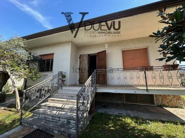 Casa in vendita a Vaiana, Forte Dei Marmi