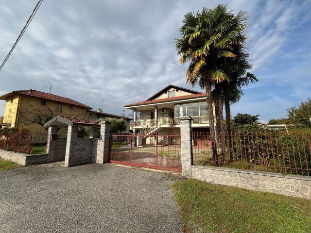 Casa in vendita a Cavaglià, Biella
