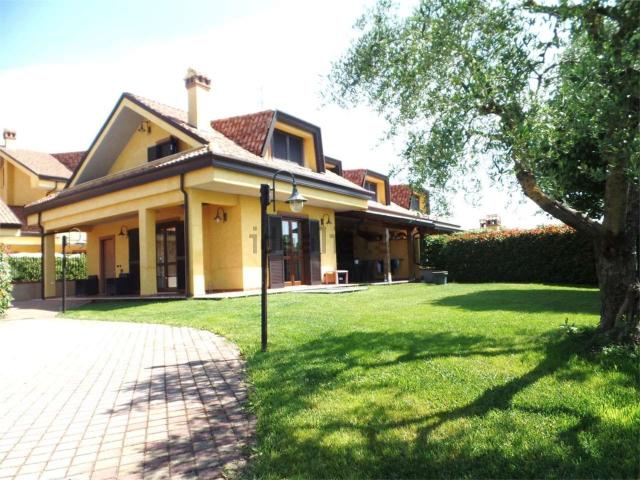 Casa in vendita a De Matthaeis, Frosinone