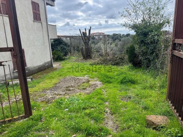 Casa in vendita a Aprilia, Lazio