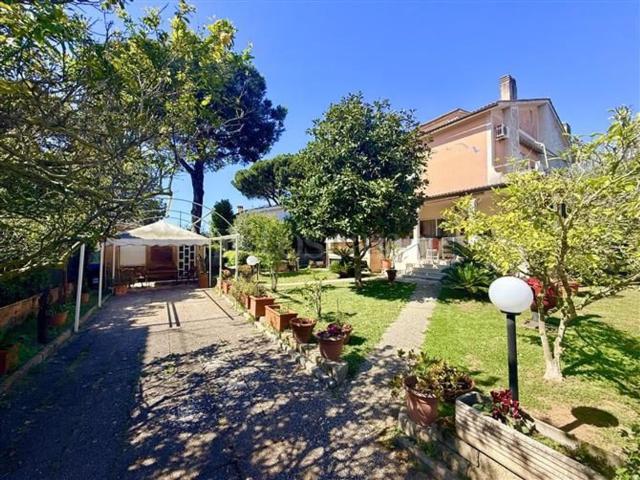 Casa in vendita a Cioccati, Roma Capitale