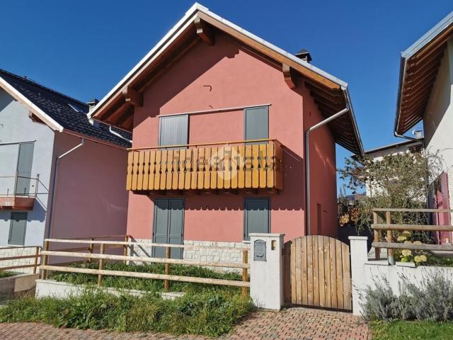 Casa in vendita a Canove Di Roana, Veneto