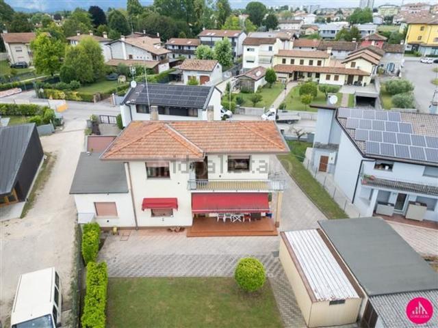 Casa in vendita a Villadolt / Viladolt, Fontanafredda