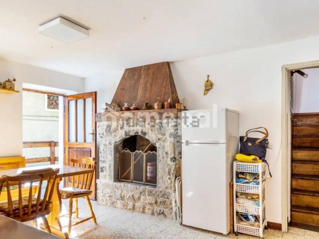 Casa in vendita a Comunità Montana della Valle Brembana, Bracca