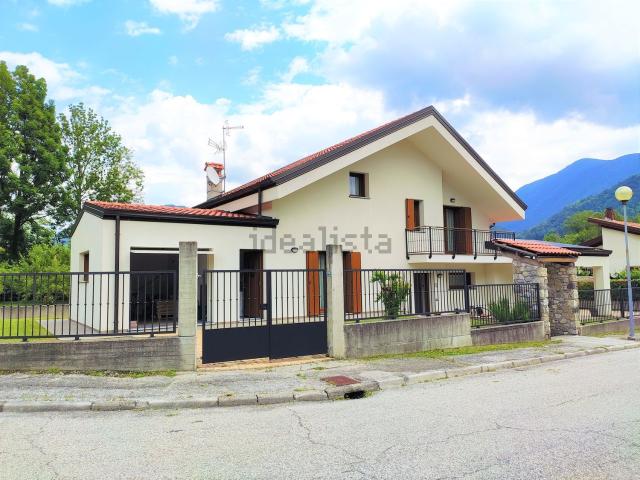 Casa in vendita a Tolmezzo, Friuli-Venezia Giulia