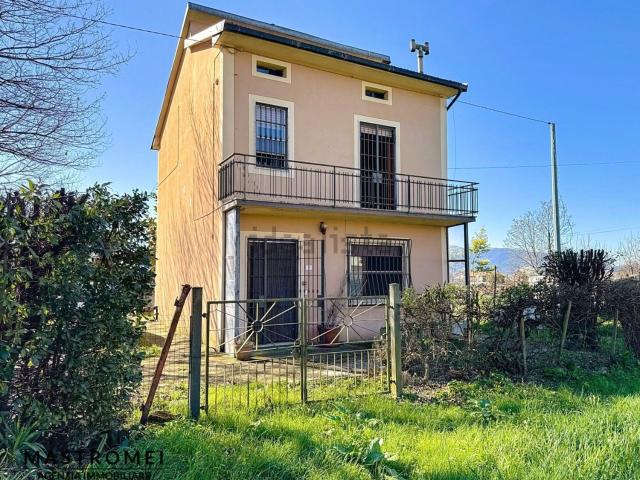 Casa in vendita a Porcari, Toscana