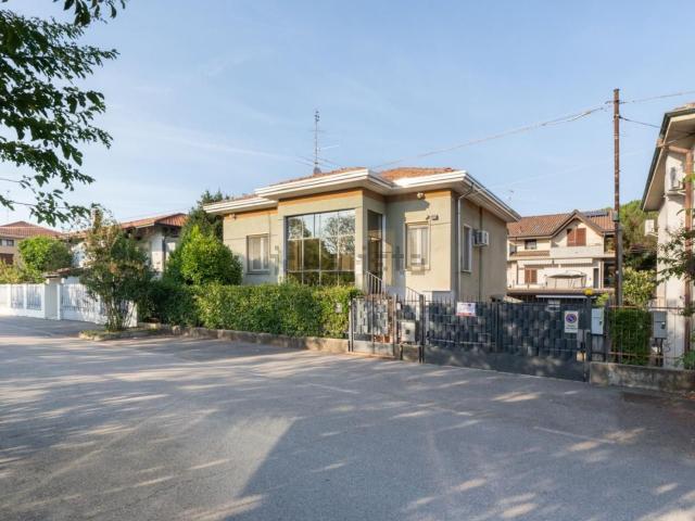 Casa in vendita a San Pietro, Cassano Magnago