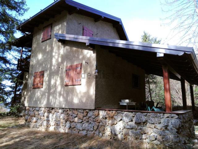 Casa in vendita a Dorga, Castione Della Presolana