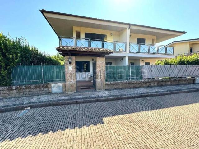 Casa in vendita a Monterosi, Lazio