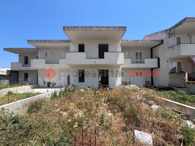 Casa in vendita a Valdina, Sicilia