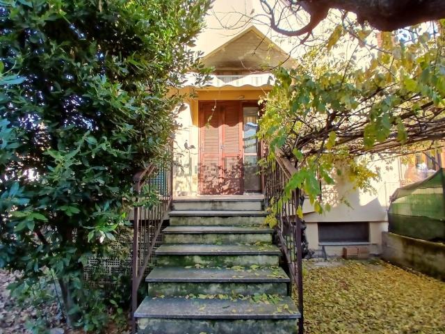 Casa in vendita a Broni, Lombardia